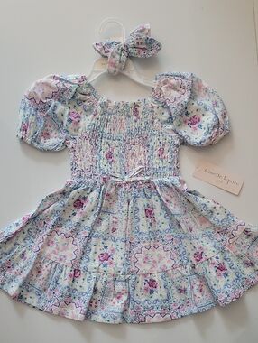 NWT Nanette Lepore Girls Smocked Floral Teired Dress- Puff sleeve- Matching Bow